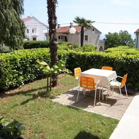With A Swimming Pool Lovran, Opatija - 7707 Διαμέρισμα Lovran